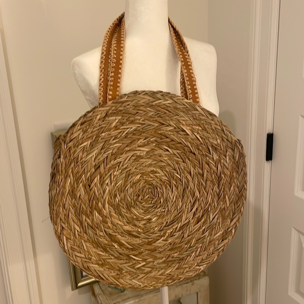 Woven beach bag